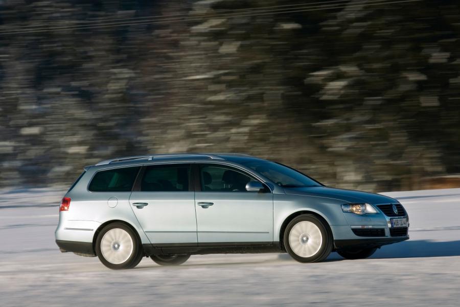  Volkswagen Passat Variant 2005 года  (фото 31 из 121)